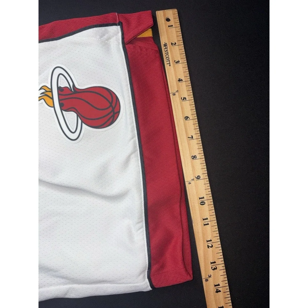 Vintage Rare Nike Miami Heat NBA White Basketball Shorts Mens Sz XL White